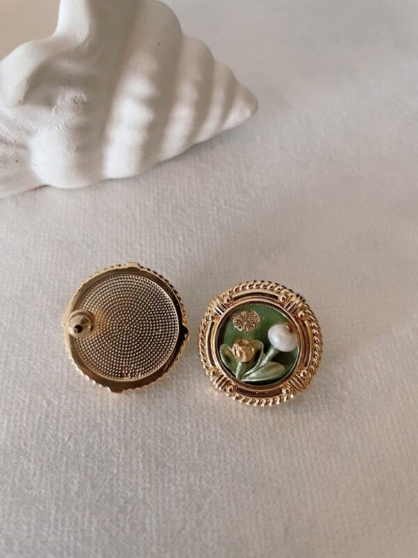 Love Poetry French Retro Earrings - Image 3