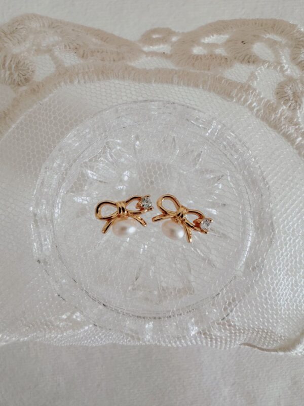 Weekend Sweet Bow Earrings - Image 5