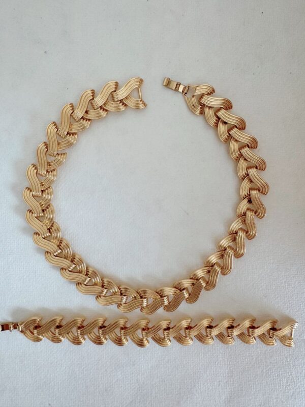 Vintage Ponytail Braided Bracelet - Image 3