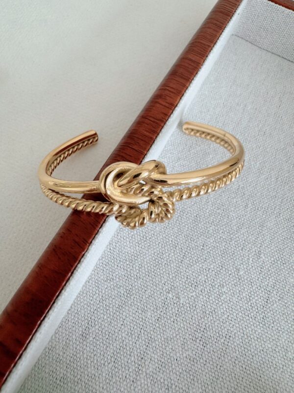 Twist Knot Bangle