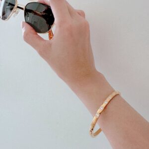 Buckle Zirconia Cuff Bangle