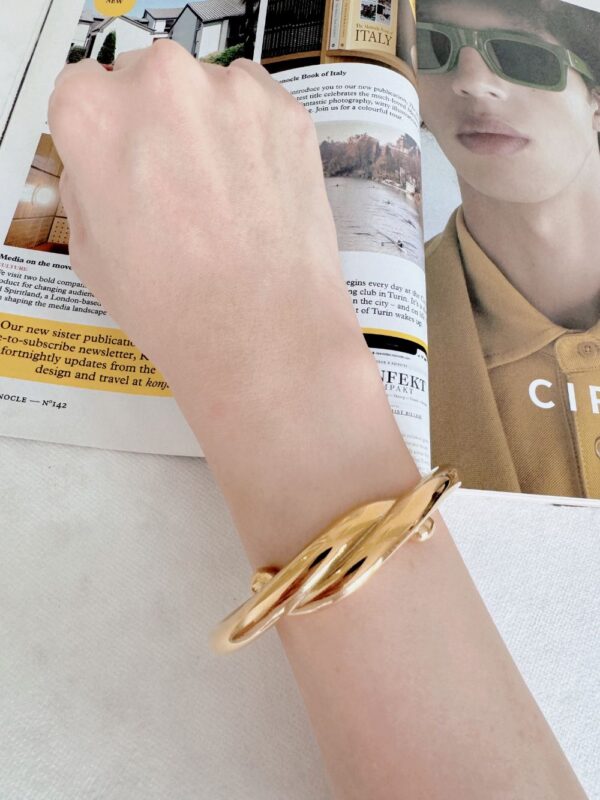 Cross Knotted Cuff Bangle - Image 4