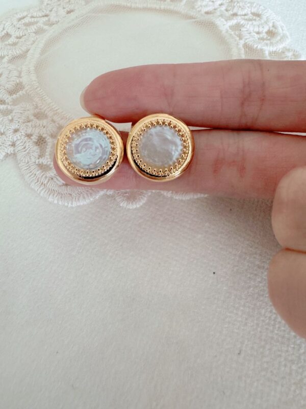 Abalone Natural Pearl Earrings - Image 4