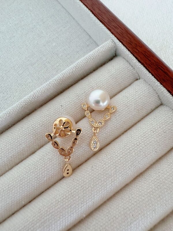 French Water Drop Earrings - Image 3