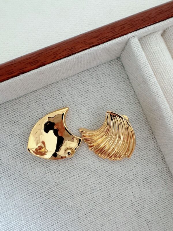 Wave European Style Earrings - Image 3