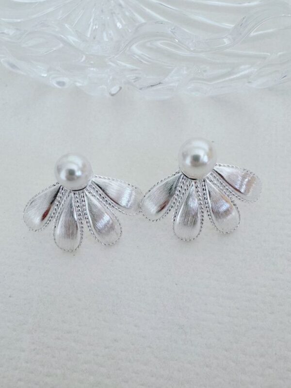 Soma Petal Brushed Earrings