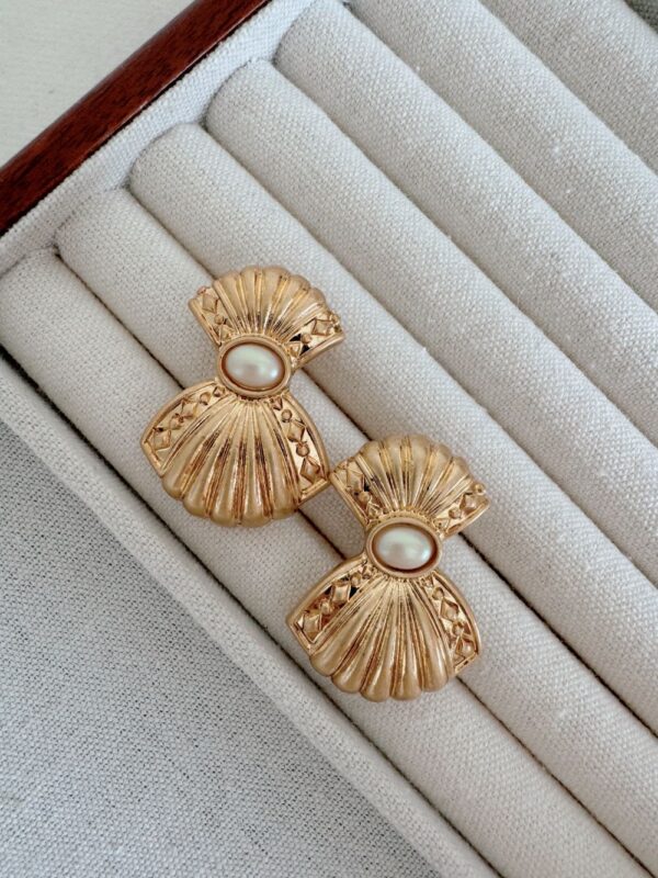 Tea Dress Earrings