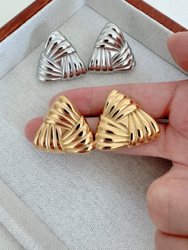 Retro Dumpling Earring - Image 4