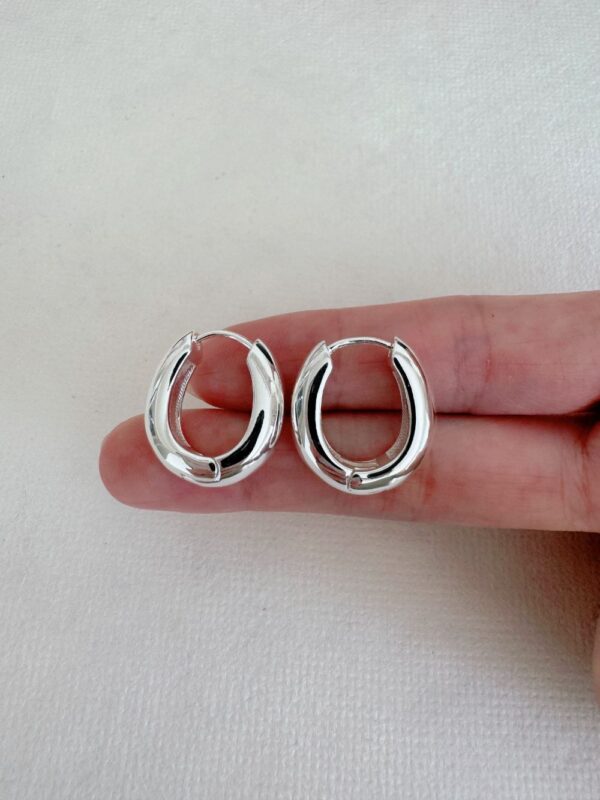 Simple Retro Versatile Hoops - Image 3