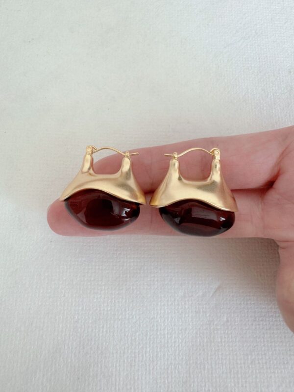 French Retro Glass Earring - Image 3