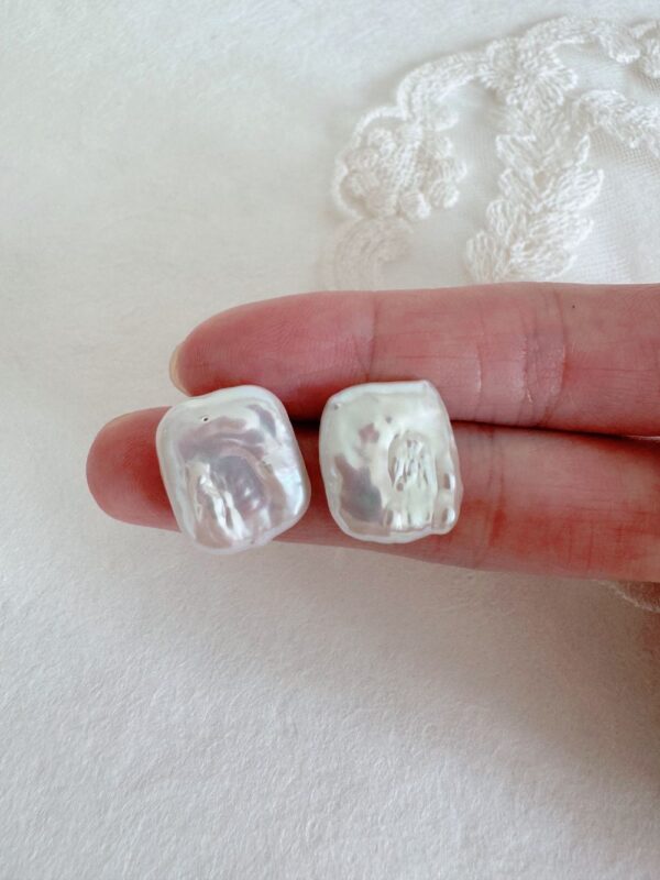 Vintage Baroque Square Pearl Earrings - Image 4