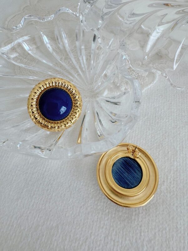 Chagall French Retro Earrings - Image 3