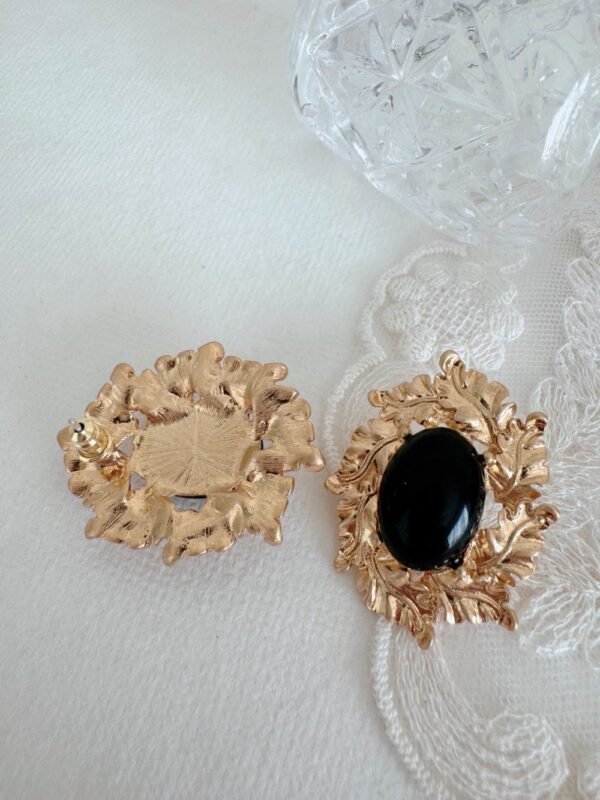 Gold Leaves Glass Stones Earrings - Image 3