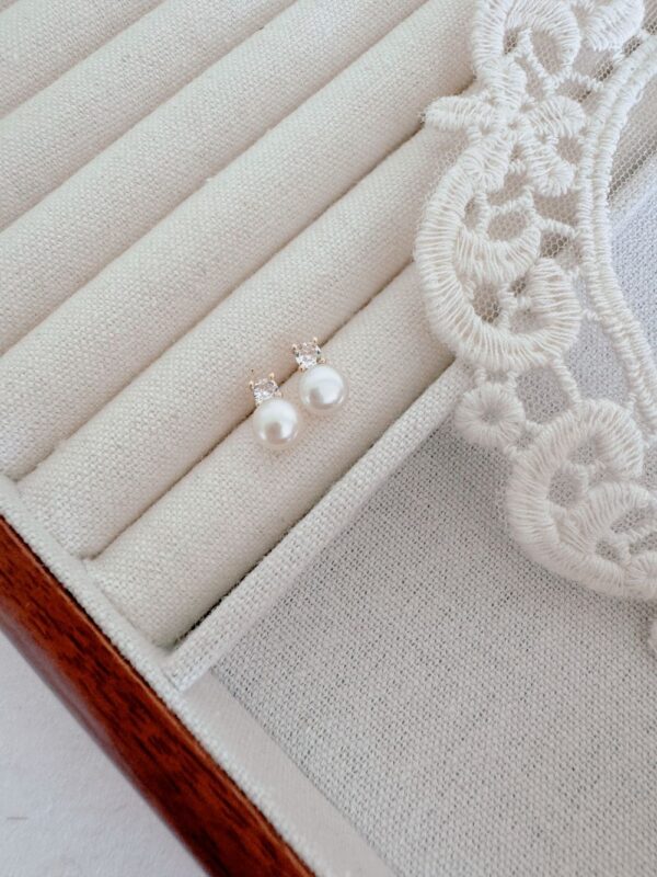 Pearl Zircon Earrings