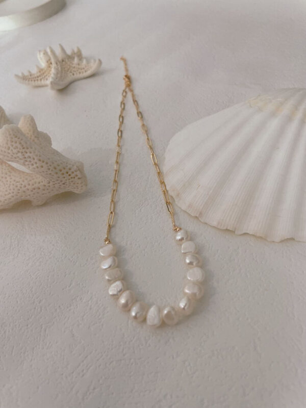 Devine Pearl Necklace