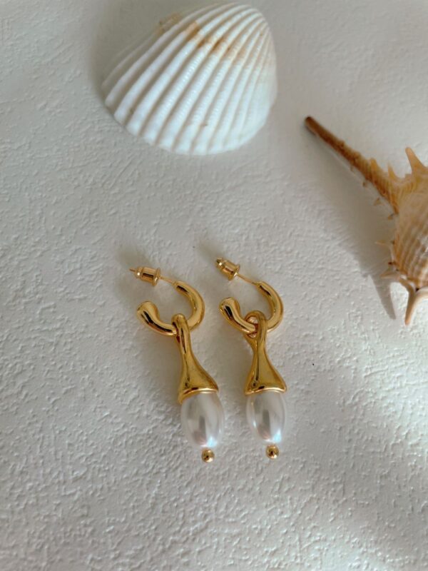 French Light Elegant Earrings