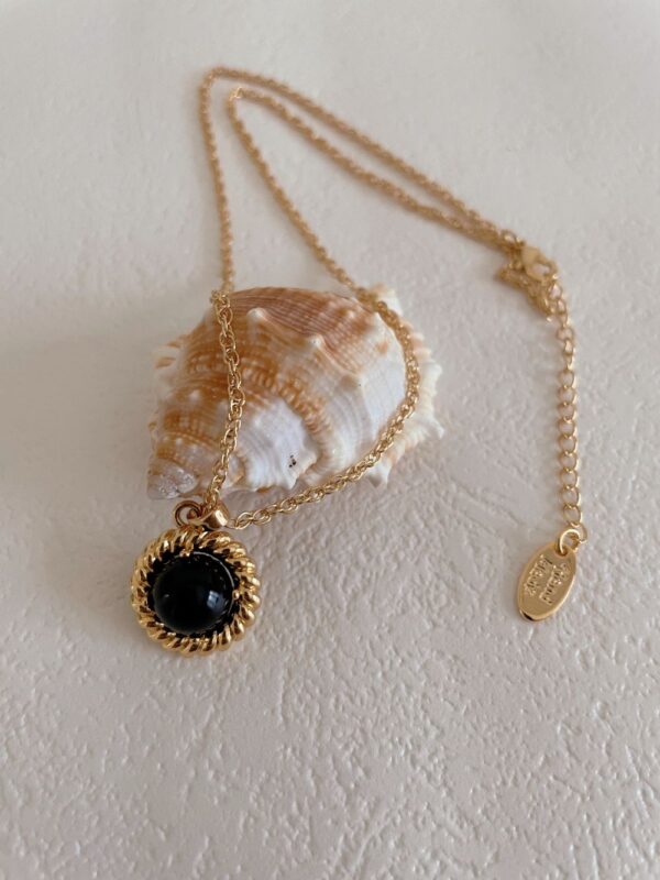 Magnificient Black Agate Necklace