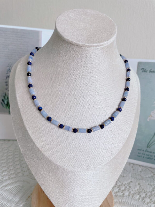 Retro Lapis Lazuli Beaded Necklace