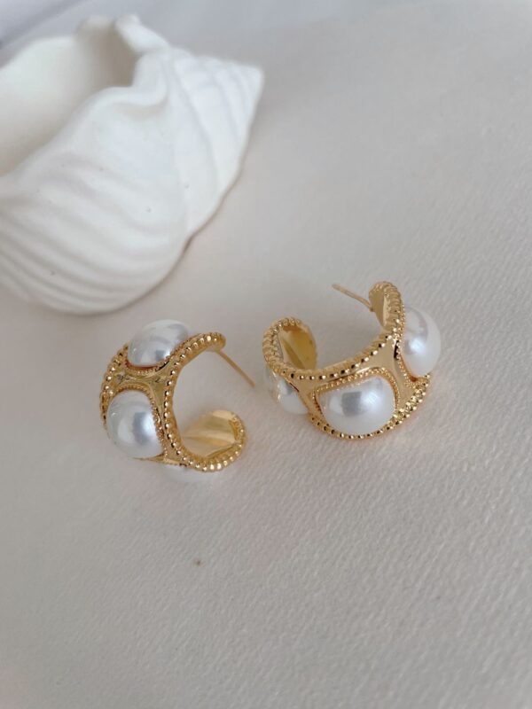 Medieval Vintage Pearl Earrings