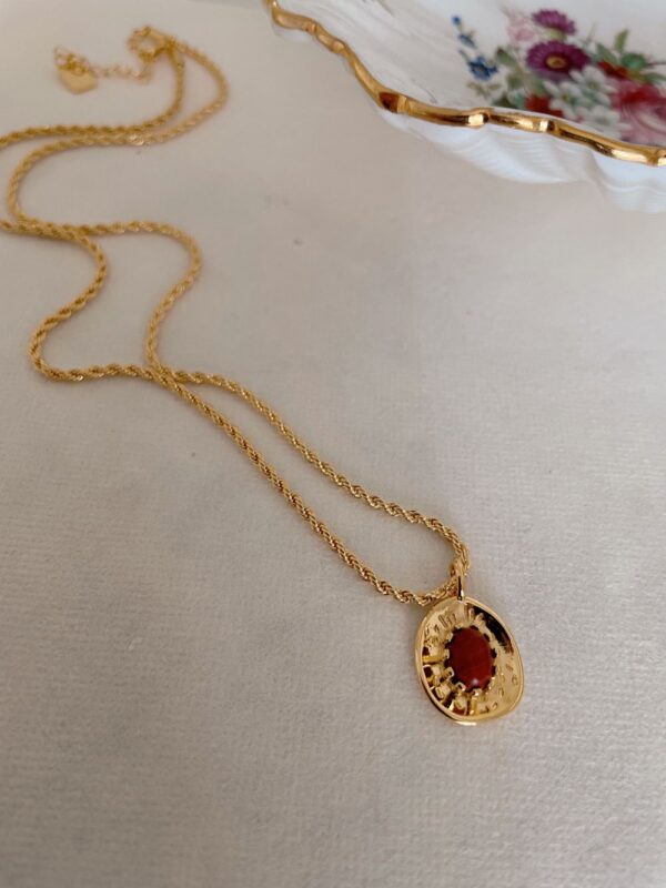Rosa Vintage Necklace