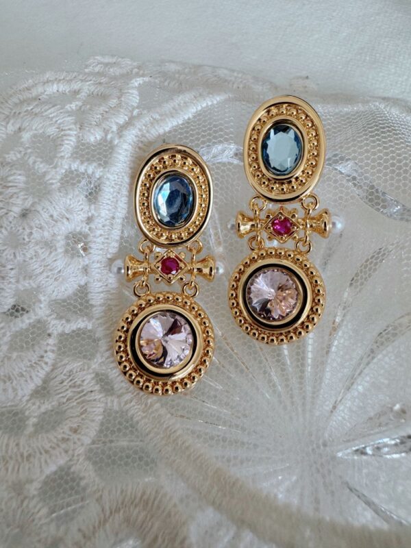 Medieval Exquisite Zircon Earrings - Image 3