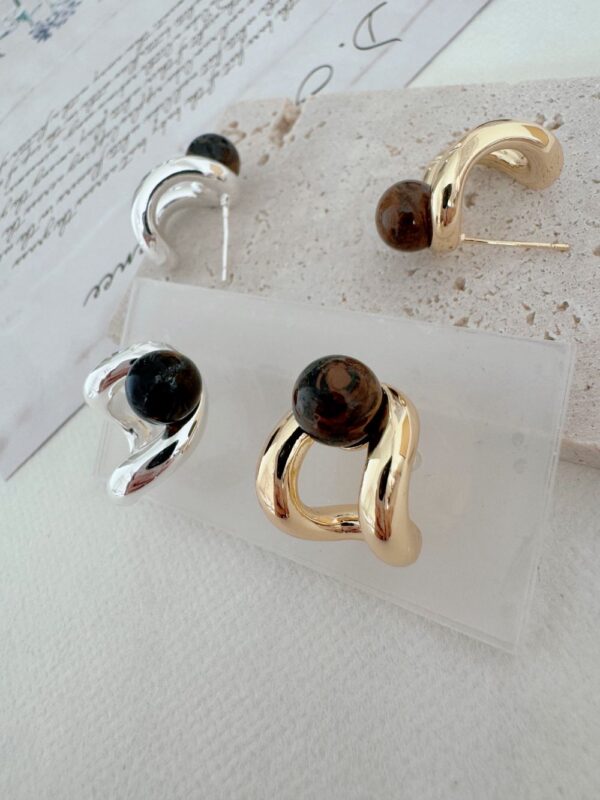 Twisted Metal Tiger Eye Earrings - Image 4