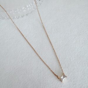 Anna Minimalist Zirconia Necklace