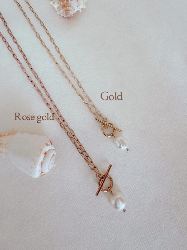 Enchanted Square Chain Necklace - Image 3