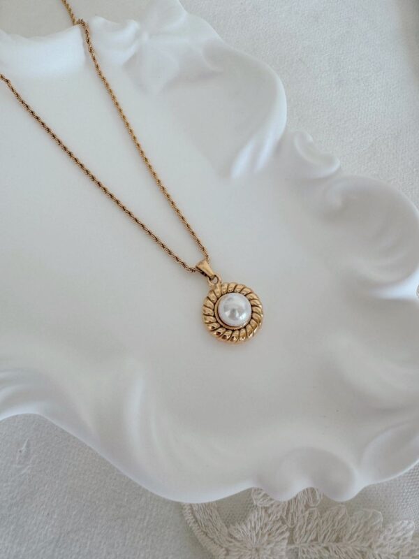 Charlotte Bread Necklace