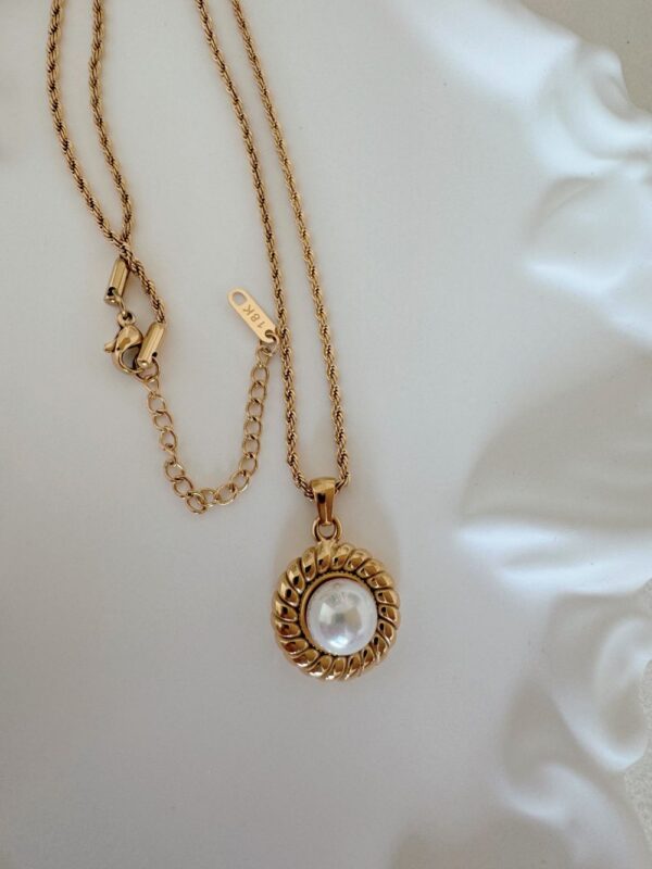 Charlotte Bread Necklace - Image 4