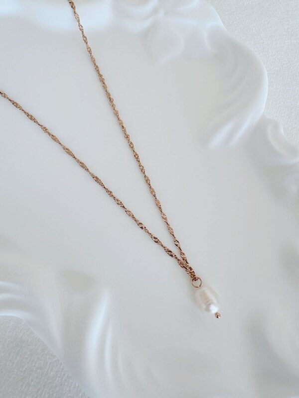 Mola Wave Chain Necklace