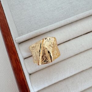 Pleats Irregular Ring