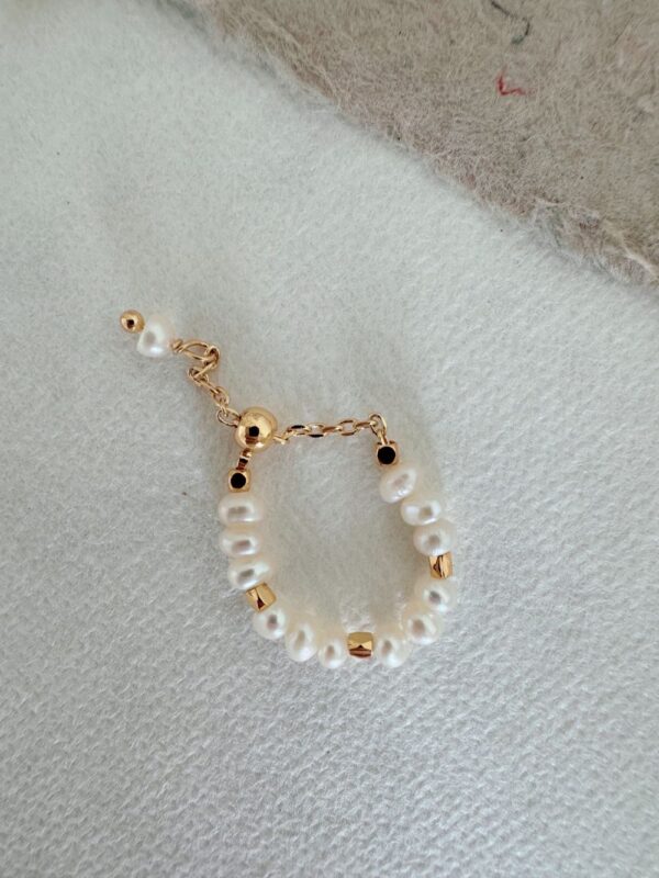 Lily Ring Chain - Image 3