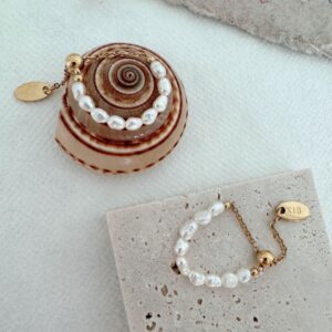 Eva Ring Chain