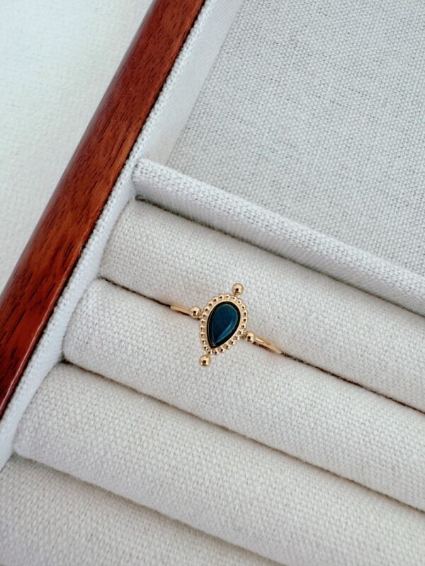 Madeline Retro Howlite Ring (Dark green)