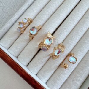 Adularia Retro Rings