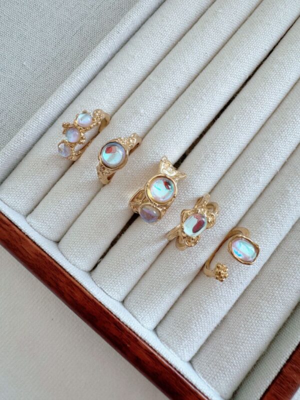 Adularia Retro Rings